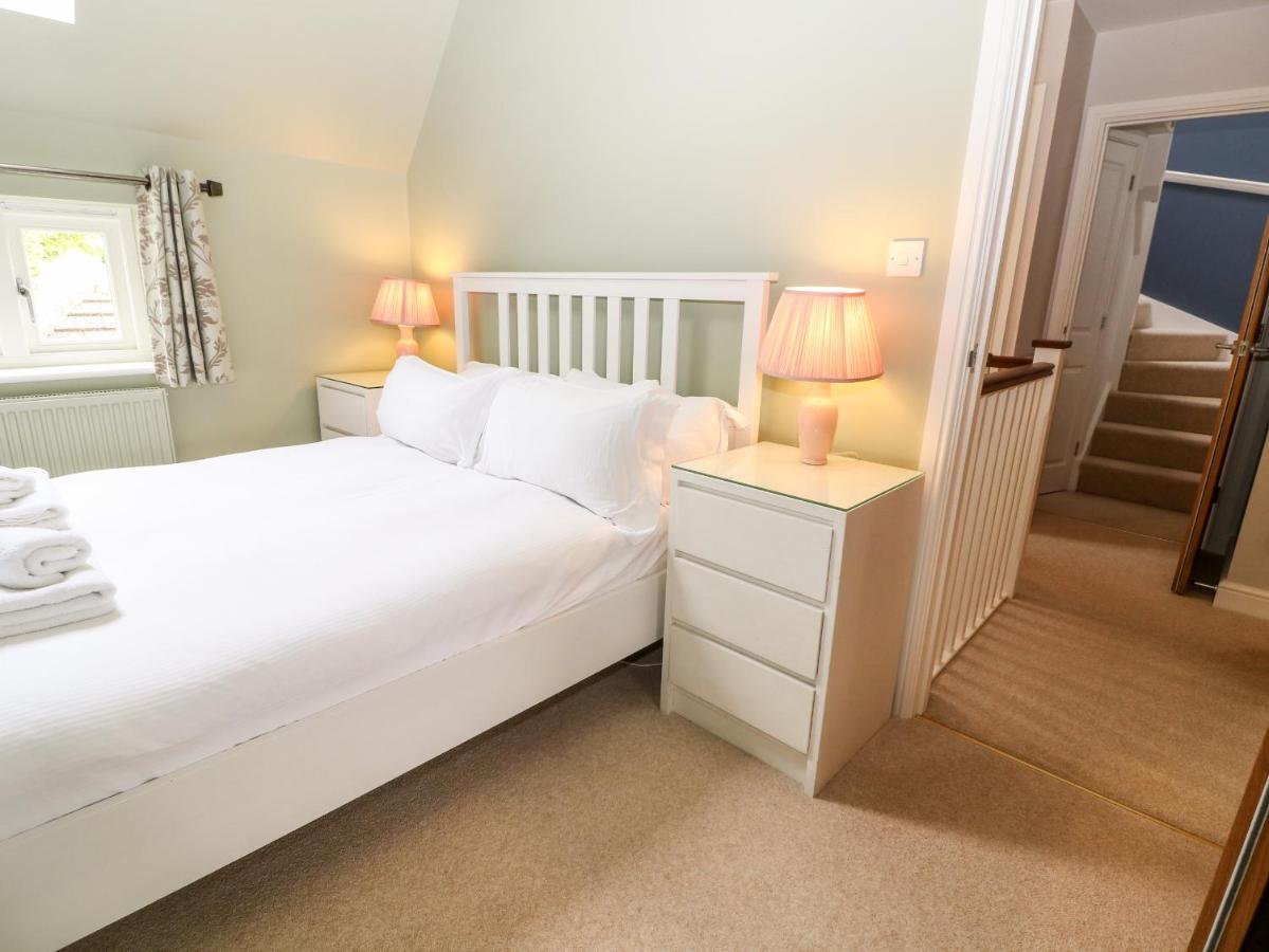3 Painters Field Villa Cirencester Dış mekan fotoğraf